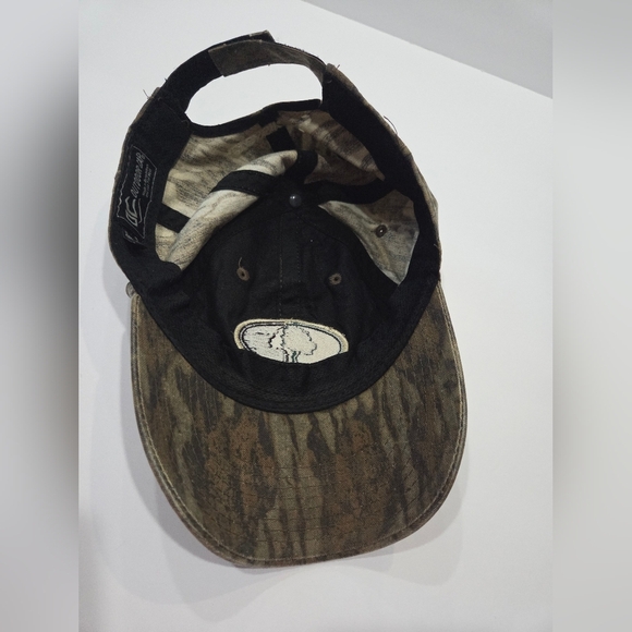 Mossy Oak Outdoors Camouflage Baseball Cap - Picture 5 of 5